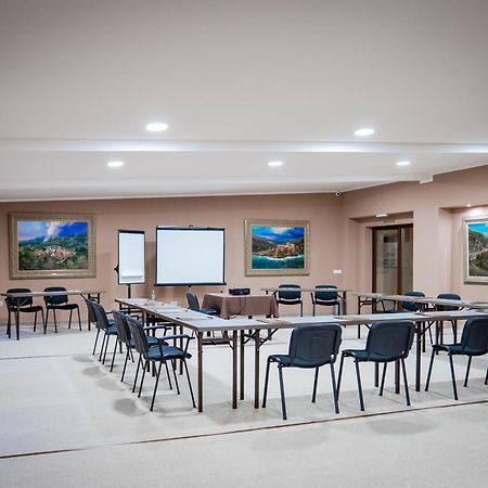Hotel Villa Magus Kladnitsa Экстерьер фото